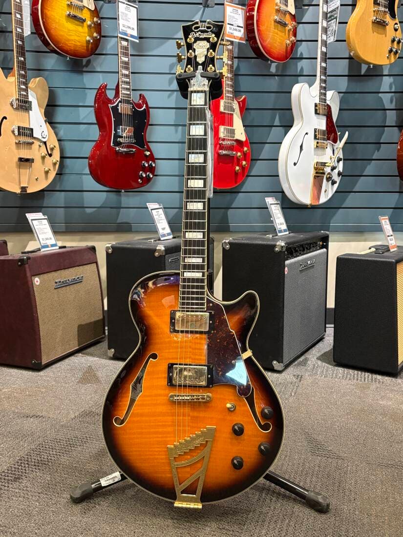 D'Angelico Guitars - DAEXSSVS