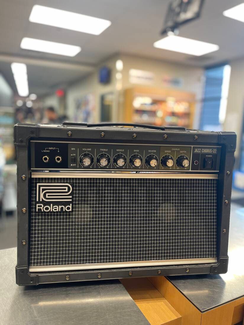 Roland - JC-22