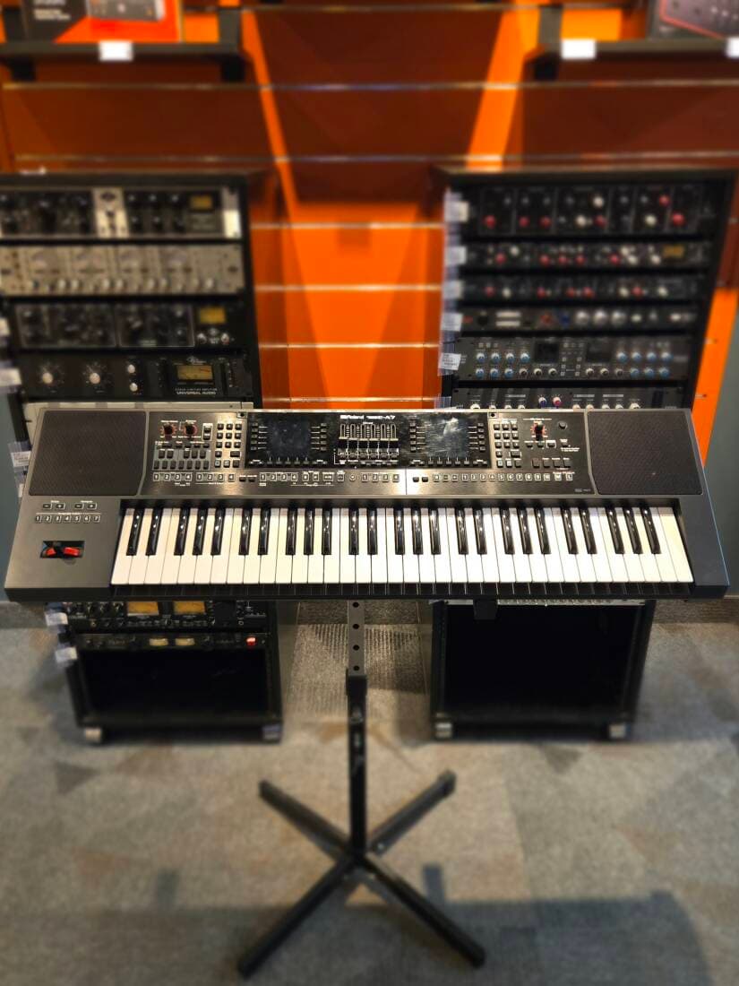 Roland - E-A7