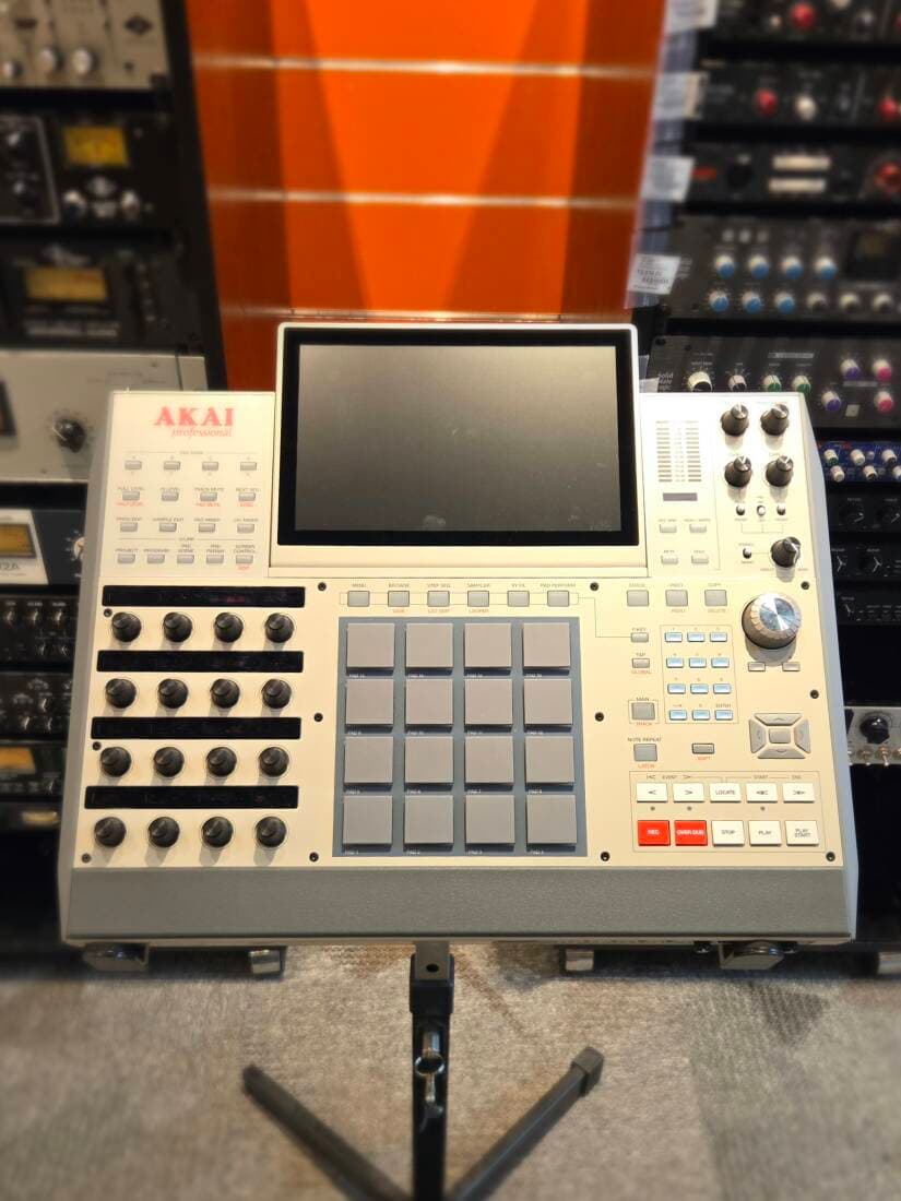 Akai - MPC X SE