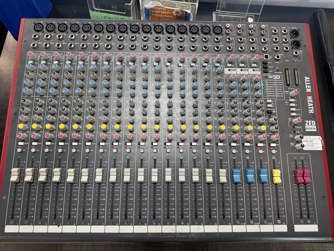 Allen & Heath ZED-22 FX