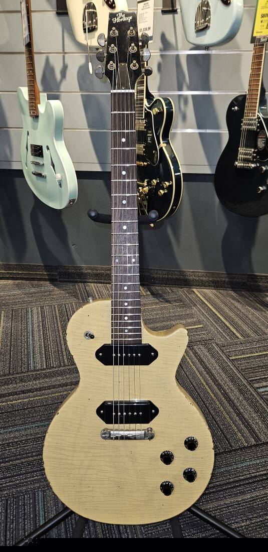 Heritage H137 Artisan Aged-TV Yellow