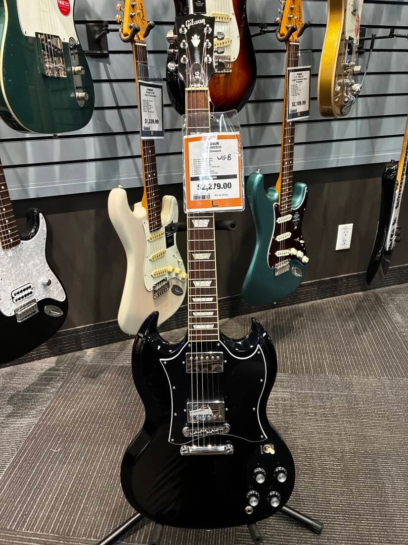 Gibson - SG Standard Electric Guitar with Gigbag - Ebony