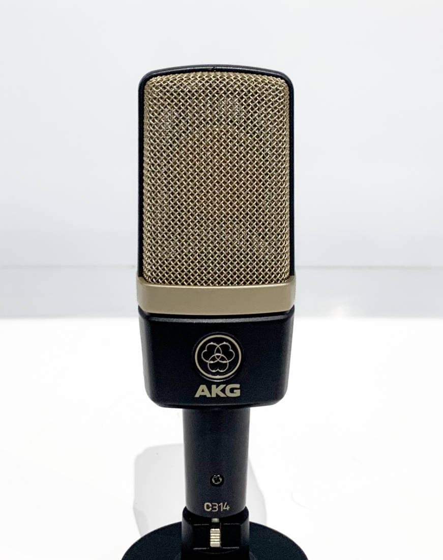 AKG - C314 Professional Multi-Pattern Condenser Microphone