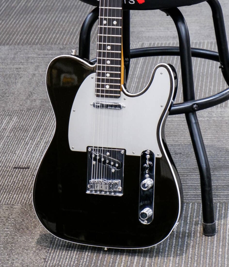 Fender - American Ultra Telecaster, Rosewood Fingerboard - Texas Tea
