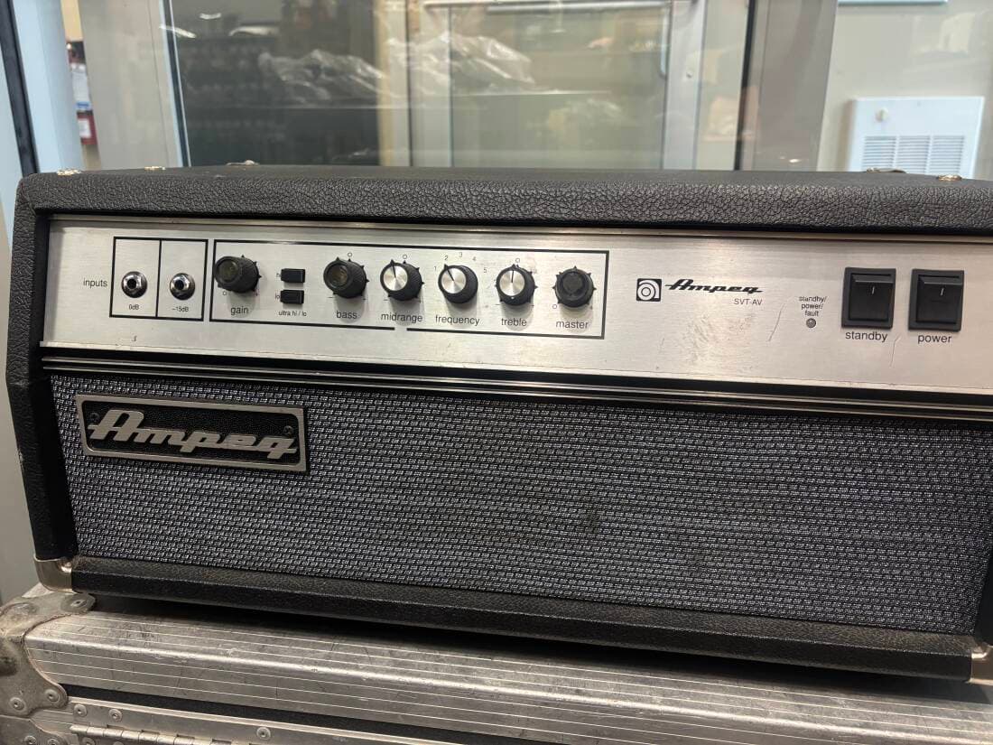 Ampeg SVT-AV