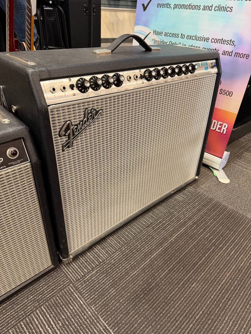Fender - 68 CUSTOM TWIN REVERB