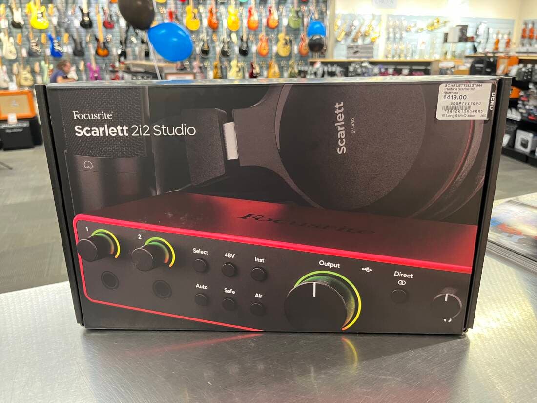 Focusrite - SCARLETT2I2STM4