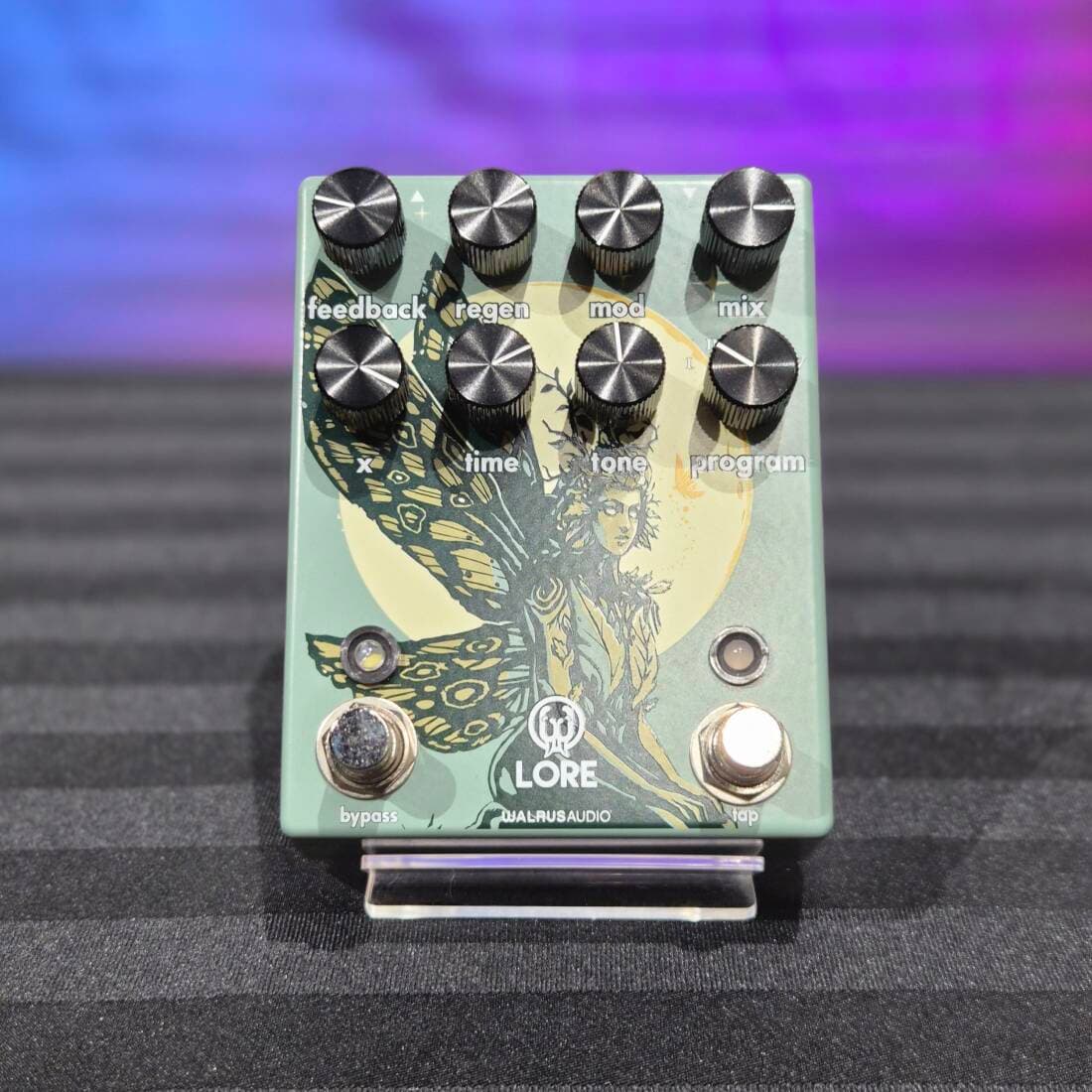 Walrus Audio - Pédale de réverbération Lore Reverse Soundscape Generator