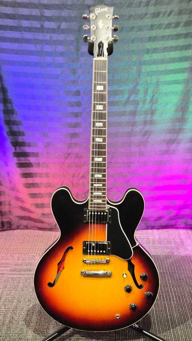 Gibson - ES-335 Satin 2016 en Sunset Burst Ltd