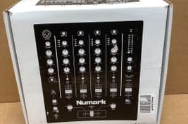 dj Numark M6 USB 4-channel DJ Mixer