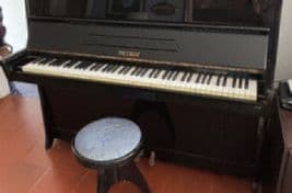 PETROPHOTO PIANO