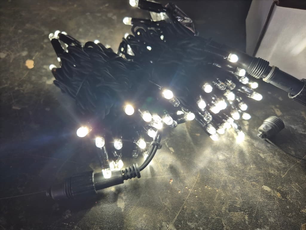 LED String Lights Warm or Ice White with White Flash - BRAND NEW