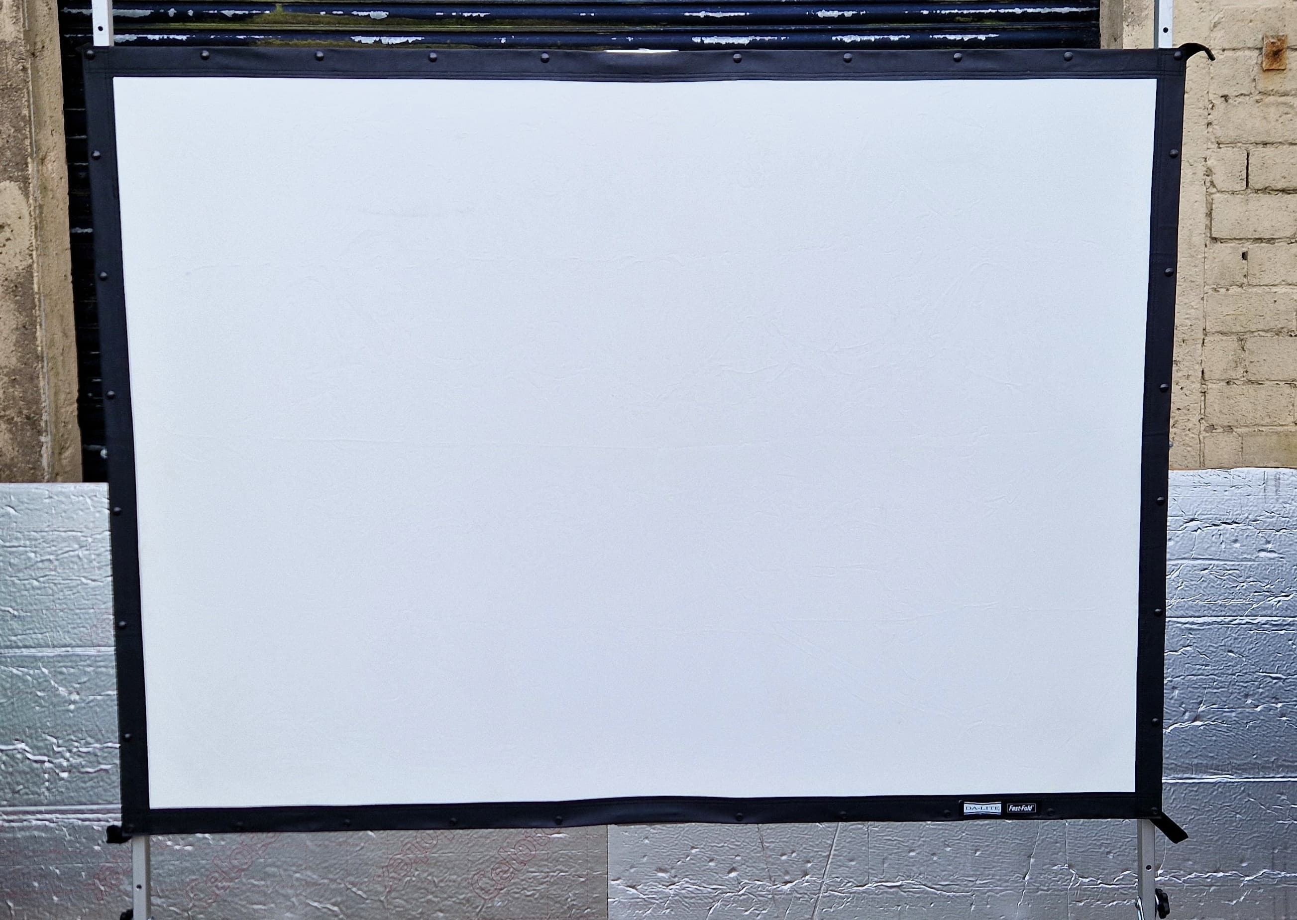 Da-Lite 6ft x 4.5ft Fast-Fold Screen System - Merseyside
