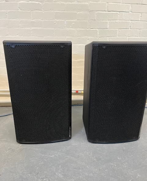 2x DB Technologies Opera 15 Active Speakers - Peterborough, Cambridgeshire