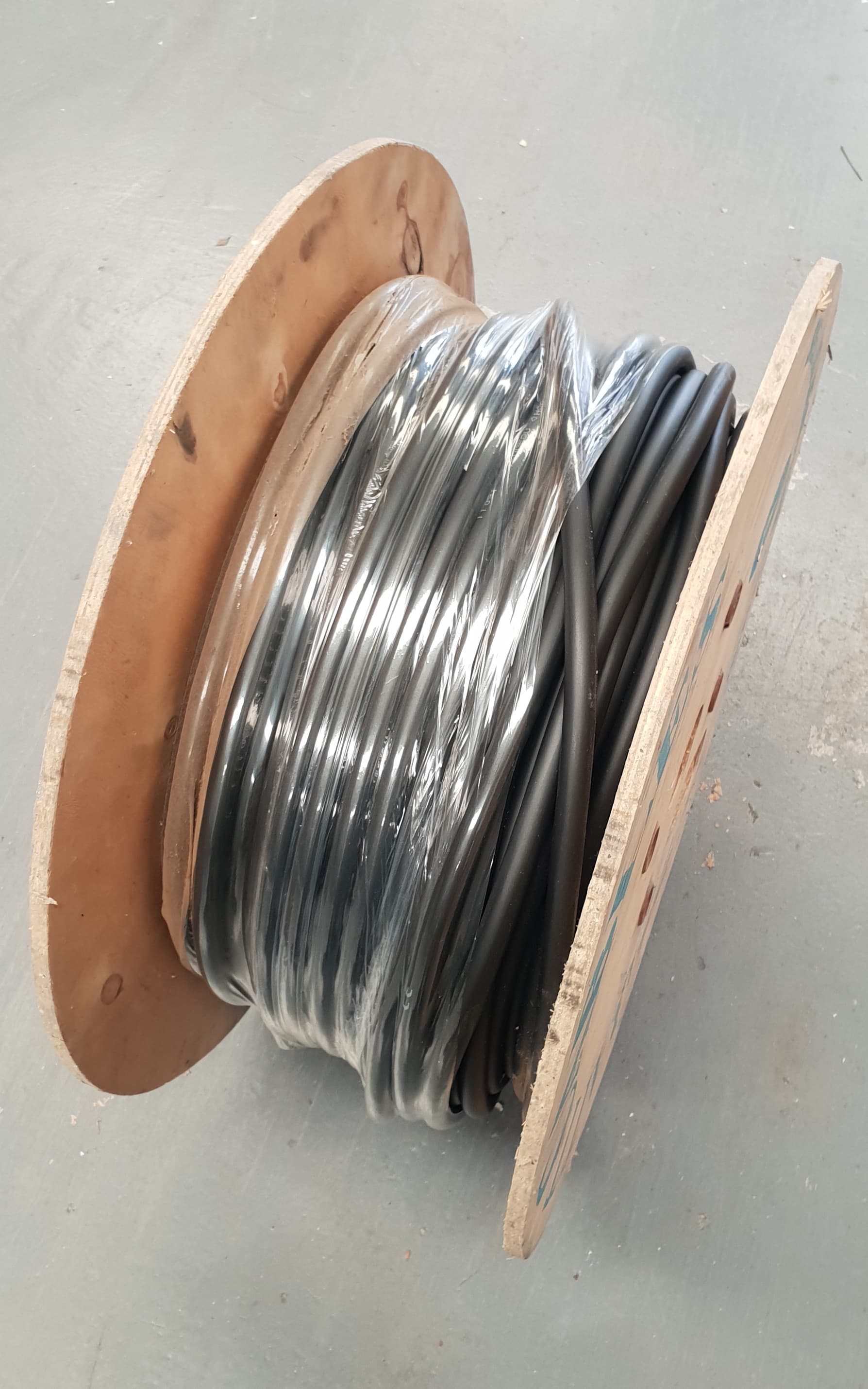 100mtr 4 Core 2.5mm Cable H07 RNF - Derbyshire