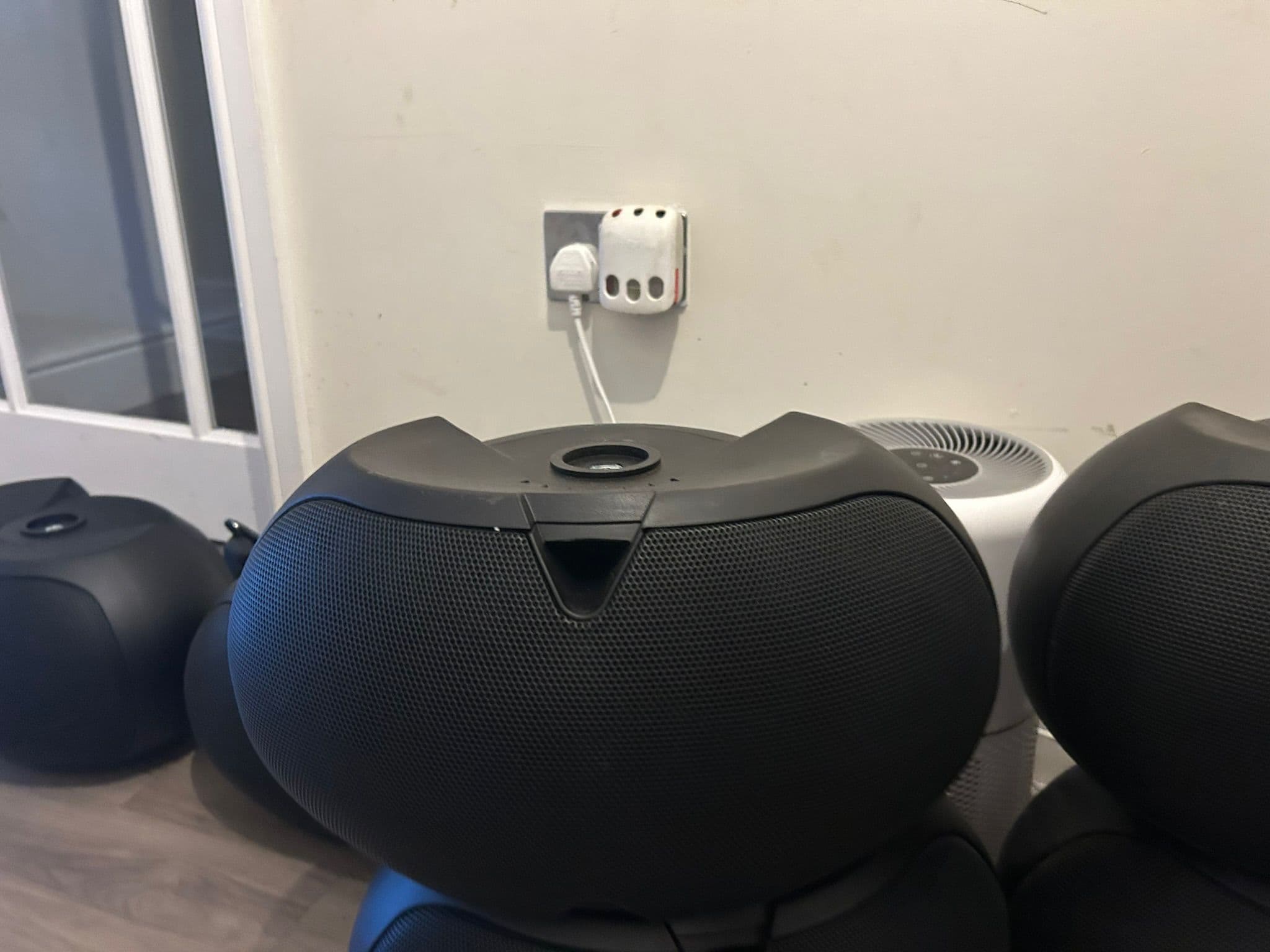 6x EV Evid 6.2 Speakers In Black - Lancashire