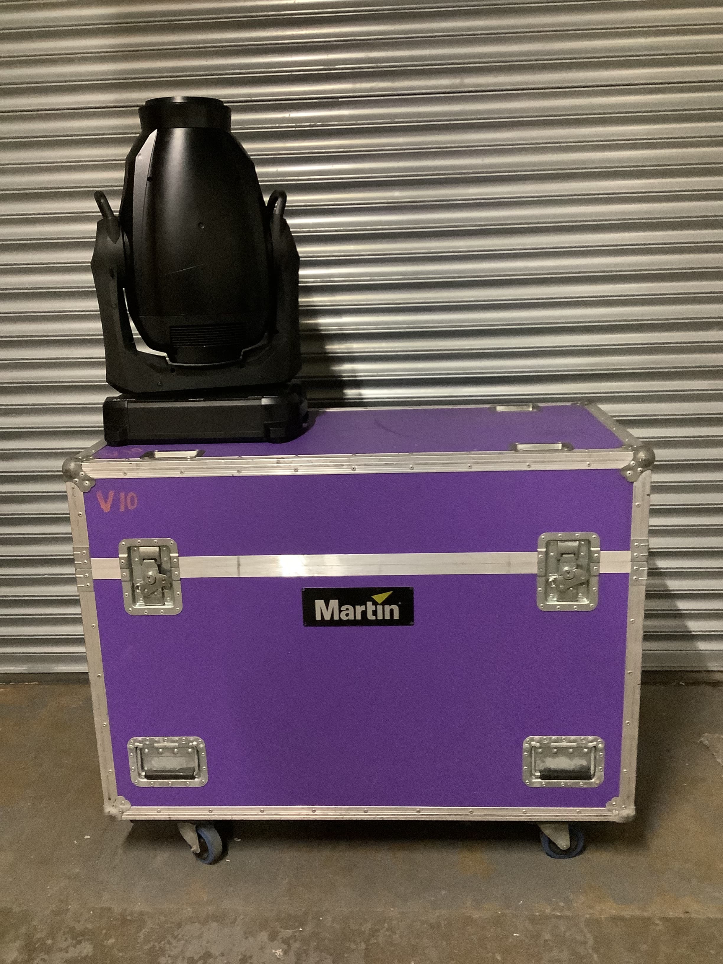 12x Martin MAC Viper AirFX Package - Tyne And Wear