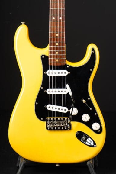 1976 Fender Stratocaster – Olympic White – Upgraded and only 3,4Kg!