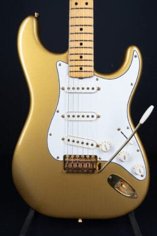 1981 Fender Stratocaster – Gold