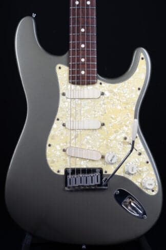1989 Fender Stratocaster Plus – Silver