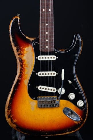Fender Masterbuilt Dale Wilson 1963 Stratocaster Heavy Relic – Sunburst