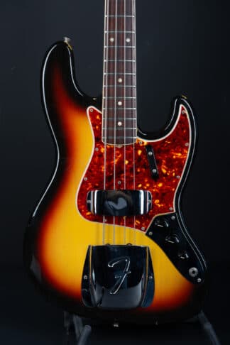 1966 Fender Jazz Bass – Sunburst