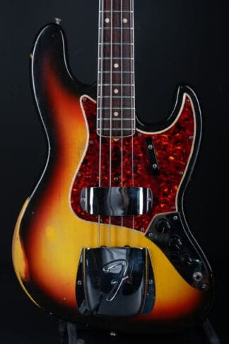 1966 Fender Jazz Bass – Sunburst