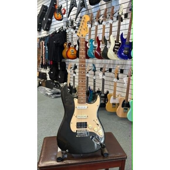 Squier Vintage Modified Stratocaster HSS - Made In India - 2009