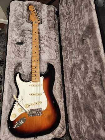 Left Handed Fender Player Stratocaster