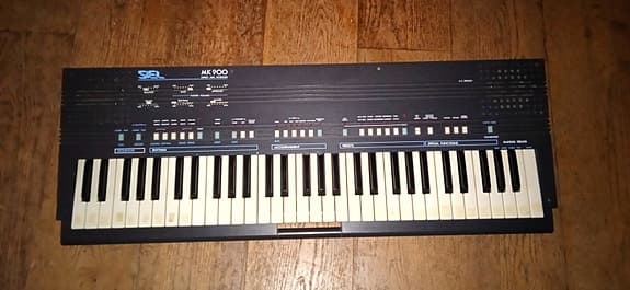 Synthesizer, Siel MK 900