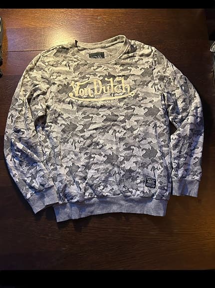 Von Dutch sweatshirt