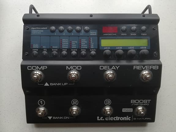TC ELECTRONIC G-NATURAL - AKUSTISK GITARS MULTI EFFEKT