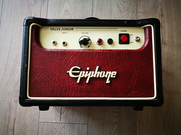 Epiphone Tweedle Dee Champ type amp
