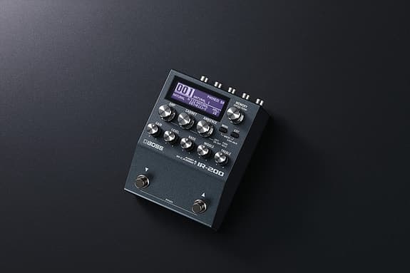 BOSS IR-200 Amp Modeller & IR Cabinet Pedal - 1 STK PÅ LAGER!