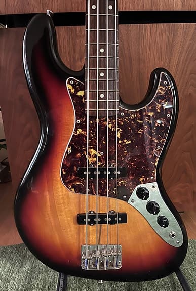 Squier JV Jazz Bass 1984 !!!