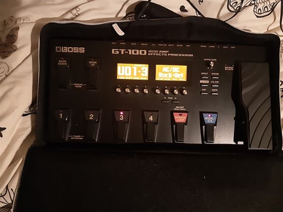 Boss GT-100 2000