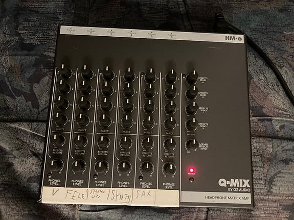 OZ Audio Q-MIX HM-6 headphone amp