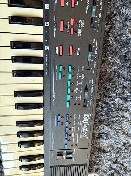 Vintage 1980's Vtech Rhythmic 6 Squarewave Pcm .Synthesizer