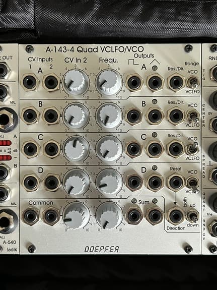 Eurorack -moduuleja