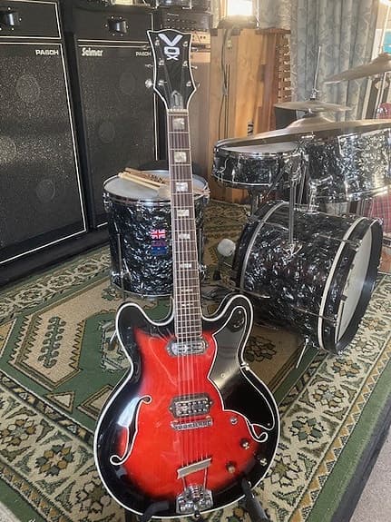 Crucianelli VOX Lynx semi-acoustic jazz guitar -64