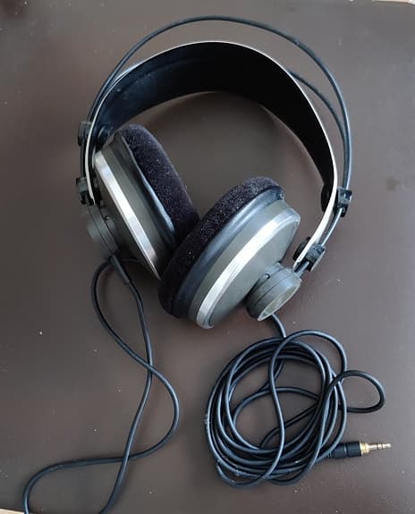 AKG K272HD-studiokuulokkeet