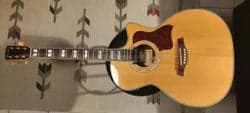 Akustisk gitarr GewaTennessee med inbyggd preamp
