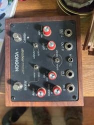 VONGON Ultrasheer Stereo Pitch Vibrato och Reverb Effektpedal