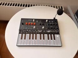 Arturia MicroFreak Synthesizer + Microphone