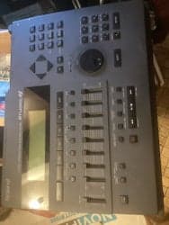 Roland MV-30 Music Production Studio