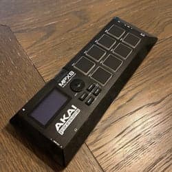 Akai Professional MPX8 Mobile SD Sample Player