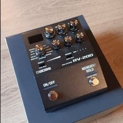 BOSS RV-200 Reverb Pedal