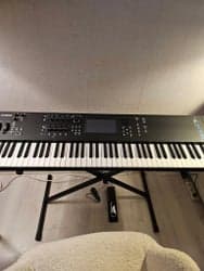 Yamaha MODX7+ Synthesizer