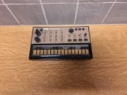 Korg Volca Keys Analog Synthesizer